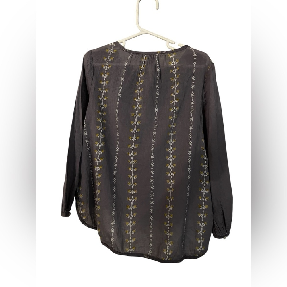 Old Navy Girl’s Blouse - Picture 2 of 4